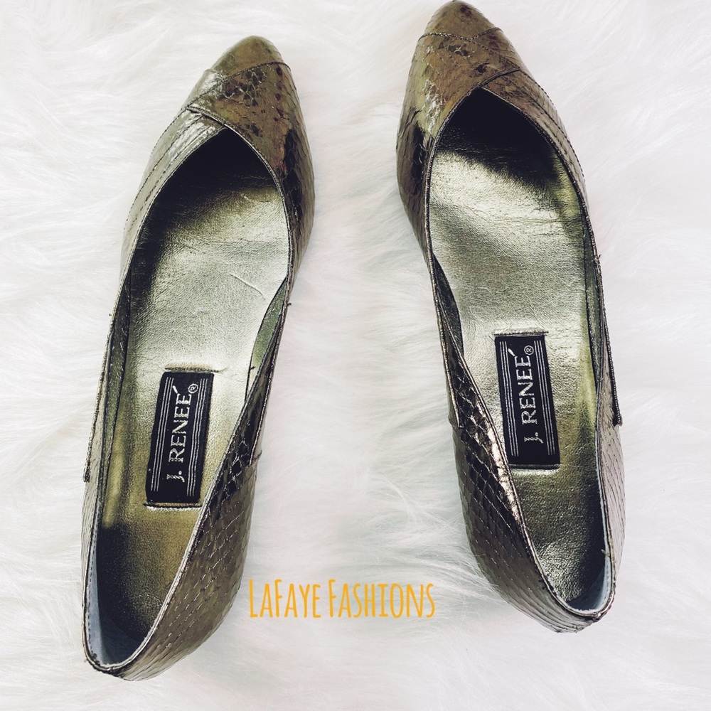 PEWTER J. RENEE FLATS**** EUC - Picture 7 of 7